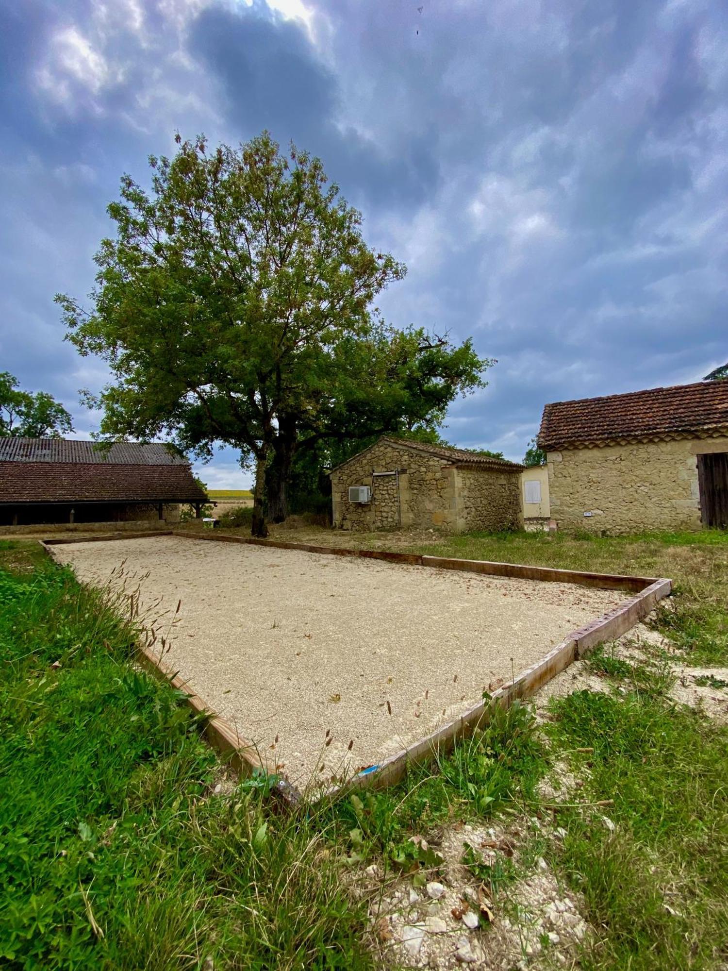 Chambres D'Hotes De Charme Avec Piscine - Le Clos Boissiere Valence-sur-Baïse Eksteriør billede