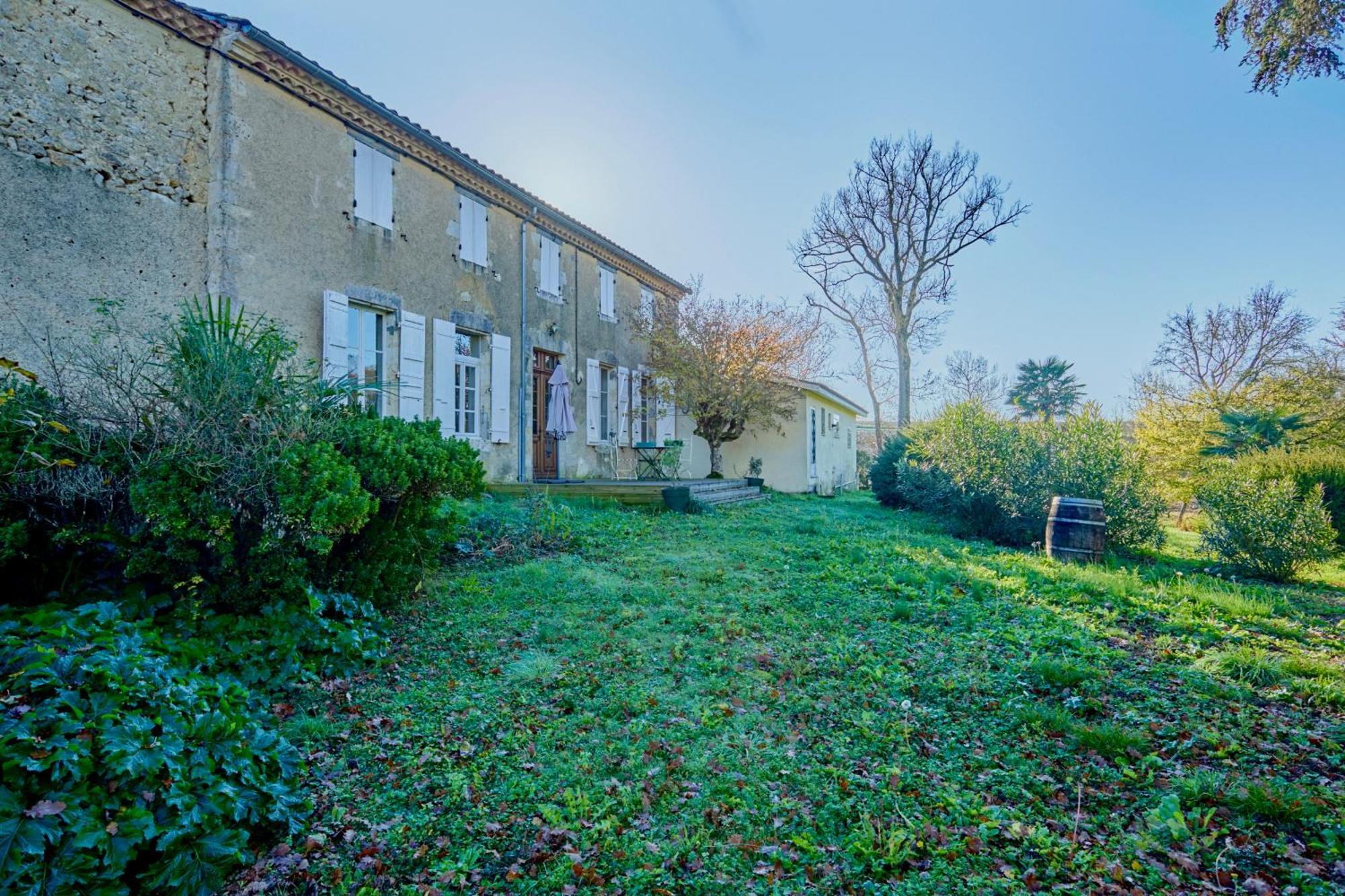 Chambres D'Hotes De Charme Avec Piscine - Le Clos Boissiere Valence-sur-Baïse Eksteriør billede